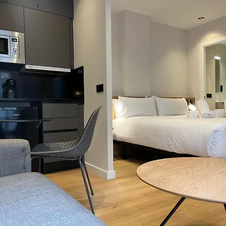 Apartamentos Laforja Barcellona Esterno foto