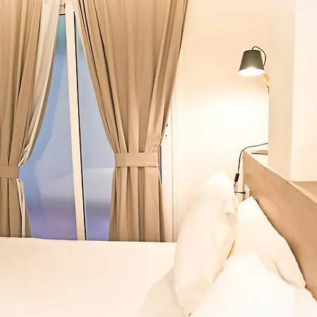 Apartamentos Laforja Barcellona Esterno foto
